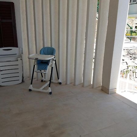 Apartments Jakovic Брела Стая снимка