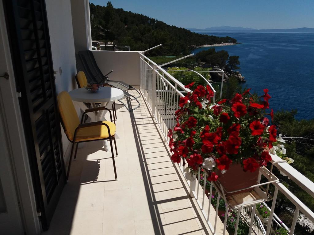 Apartments Jakovic Брела Екстериор снимка