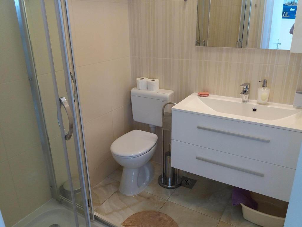 Apartments Jakovic Брела Екстериор снимка